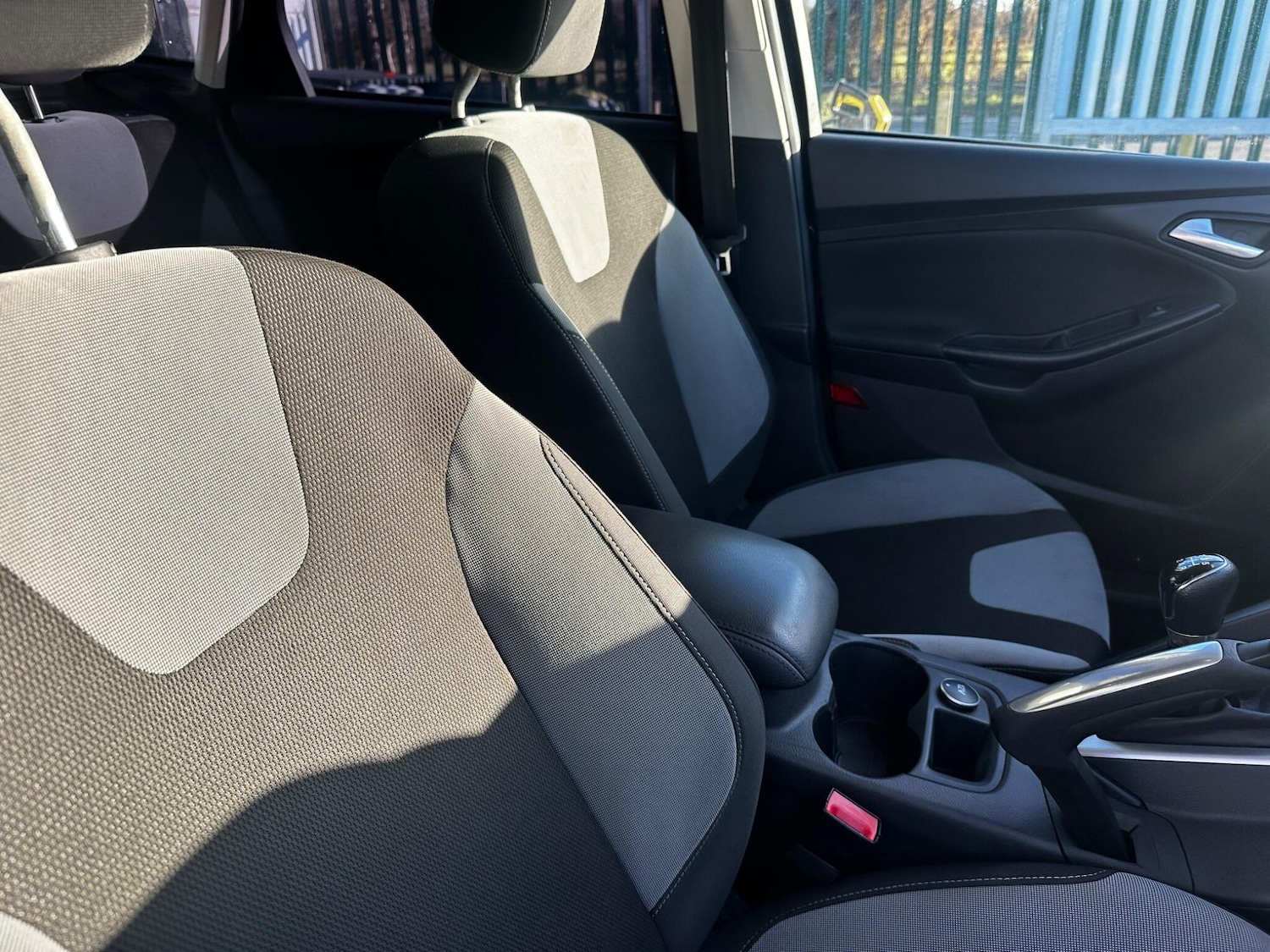 Used Ford Focus 2011 for sale - 76759570: Photo 16