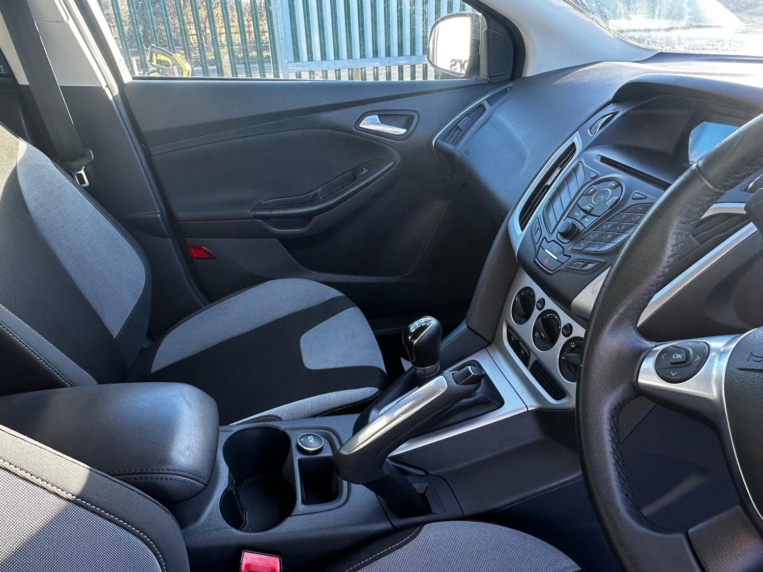 Used Ford Focus 2011 for sale - 76759570: Photo 21