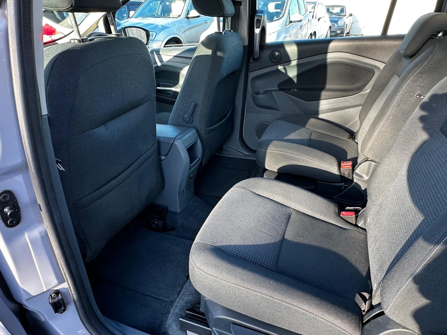 Used Ford Grand C-Max 2011 for sale - 76935928: Photo 12