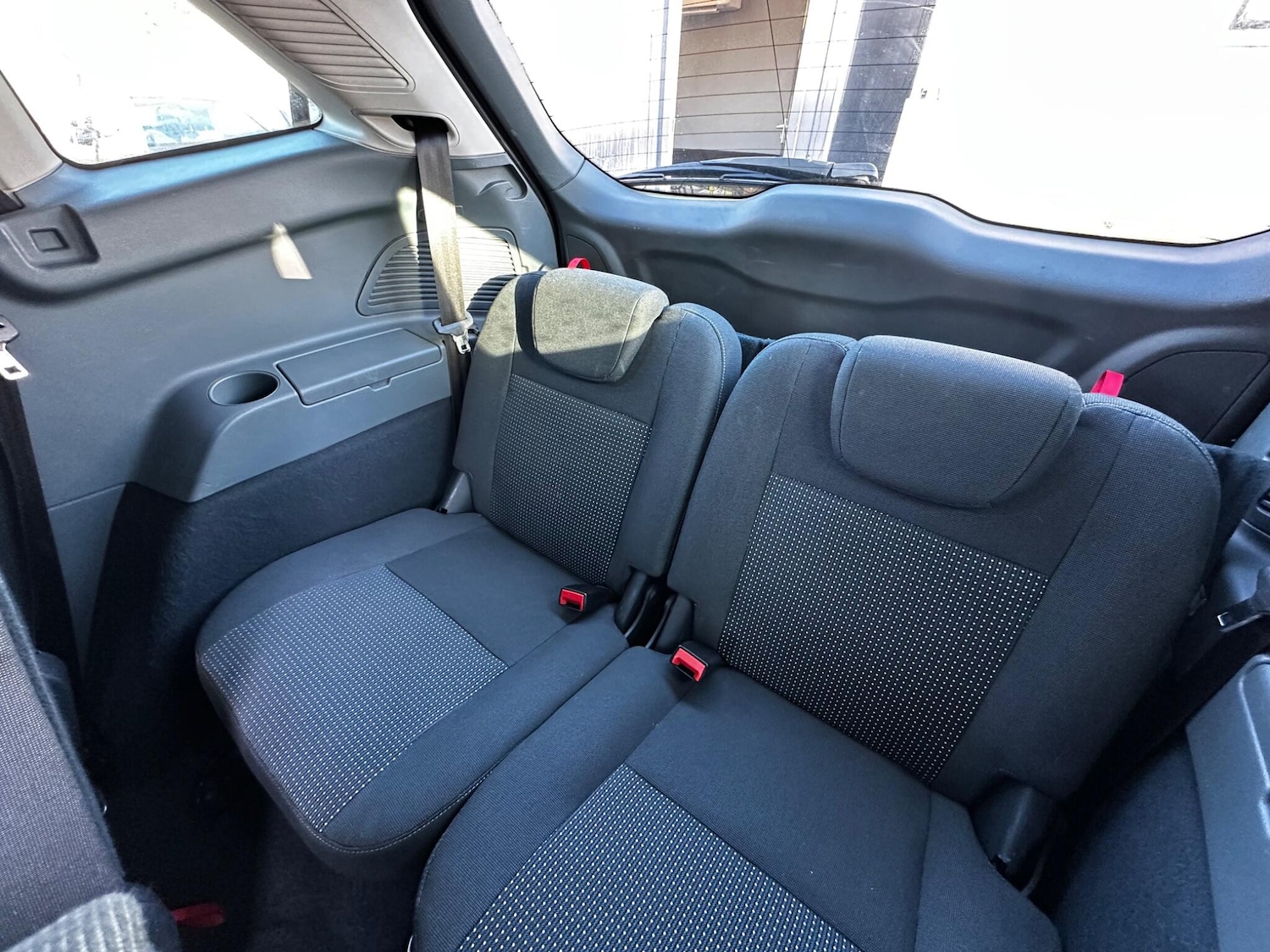 Used Ford Grand C-Max 2011 for sale - 76935928: Photo 13