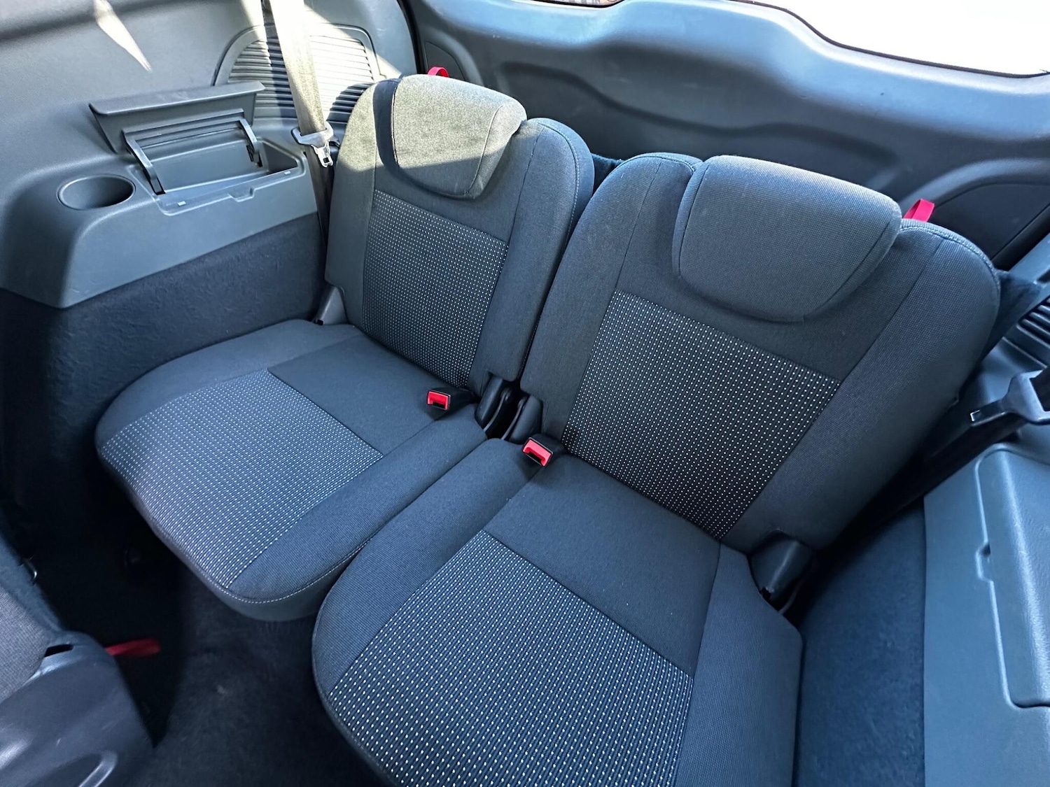 Used Ford Grand C-Max 2011 for sale - 76935928: Photo 14