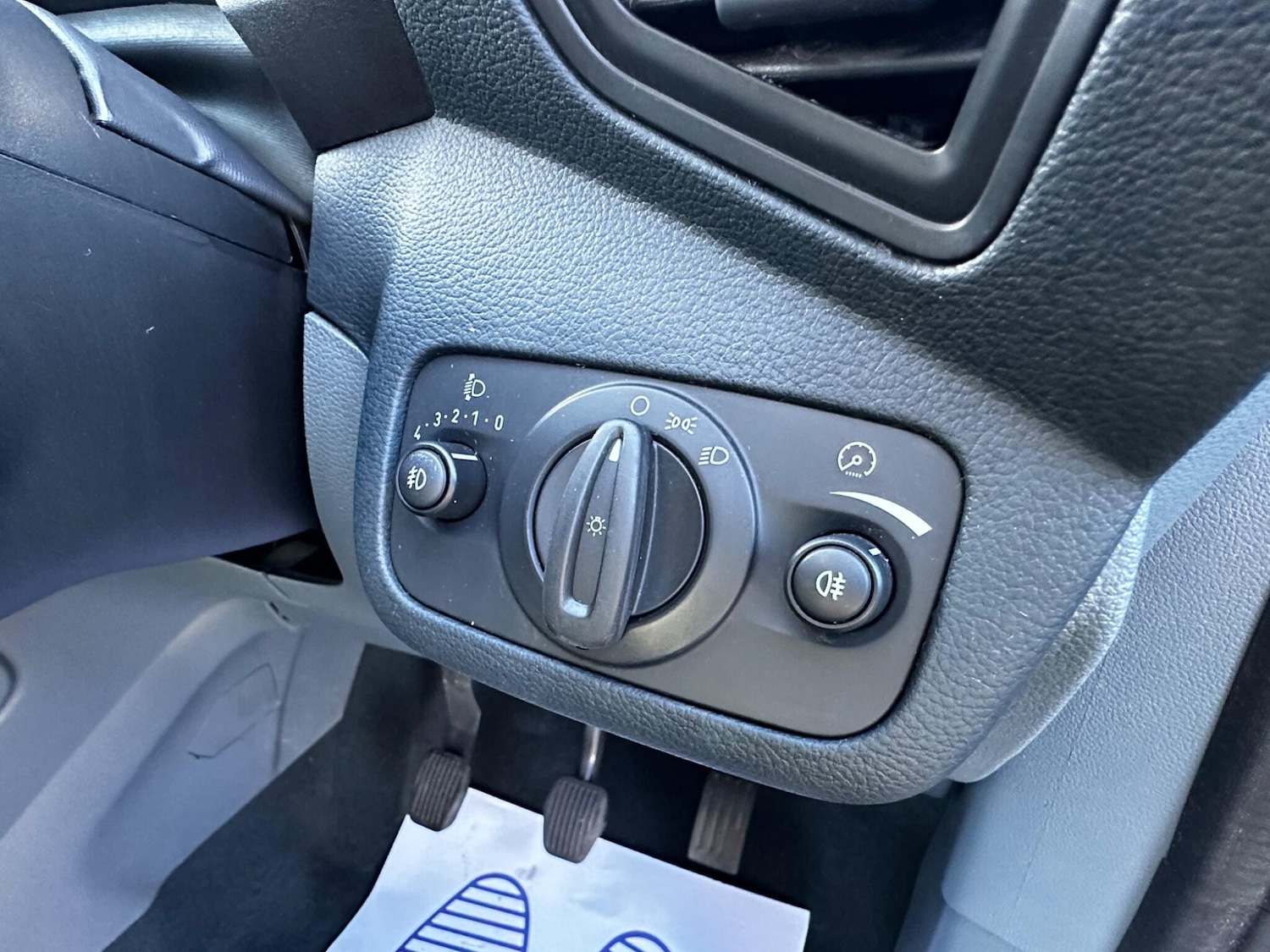 Used Ford Grand C-Max 2011 for sale - 76935928: Photo 25