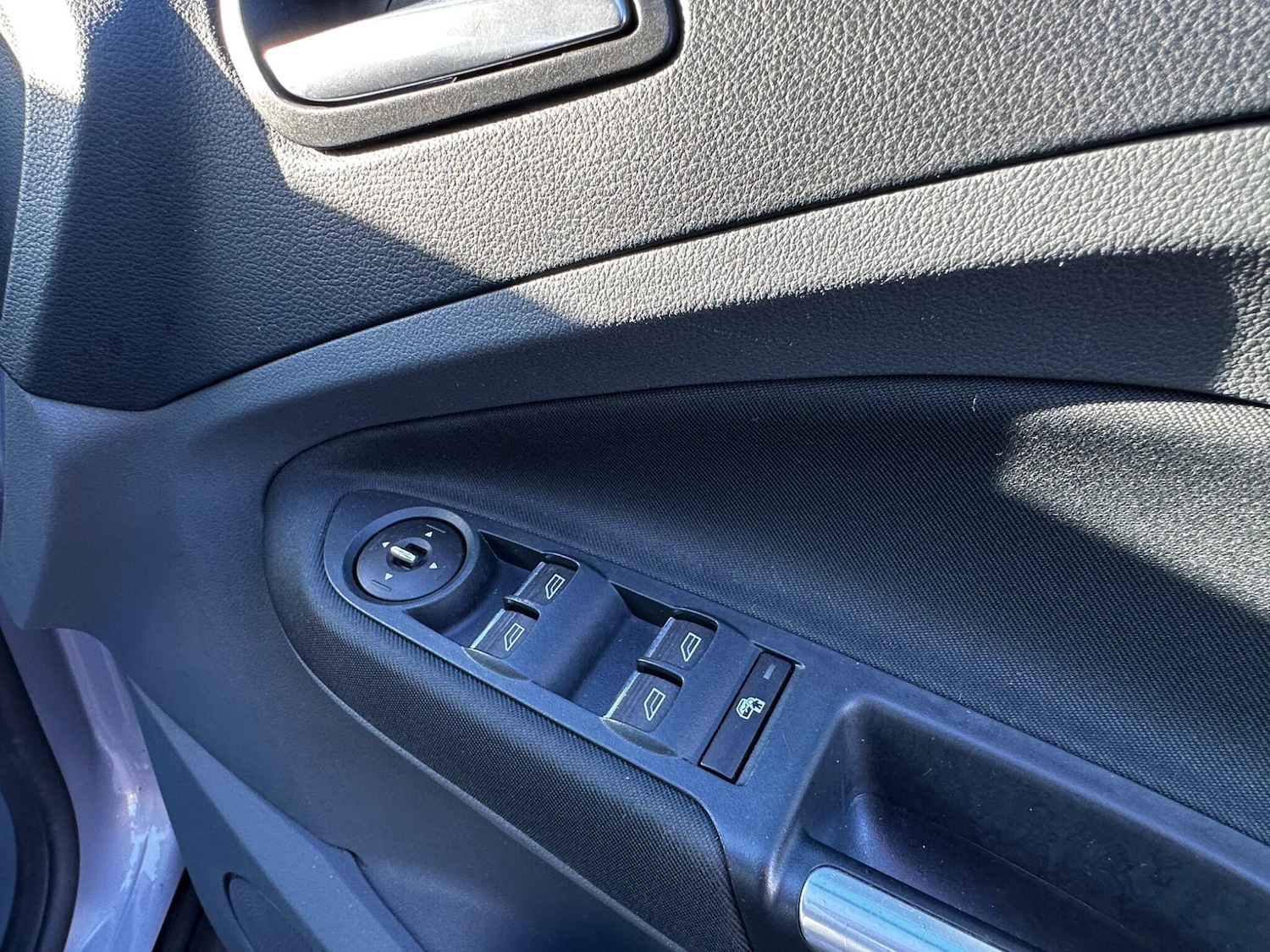 Used Ford Grand C-Max 2011 for sale - 76935928: Photo 26