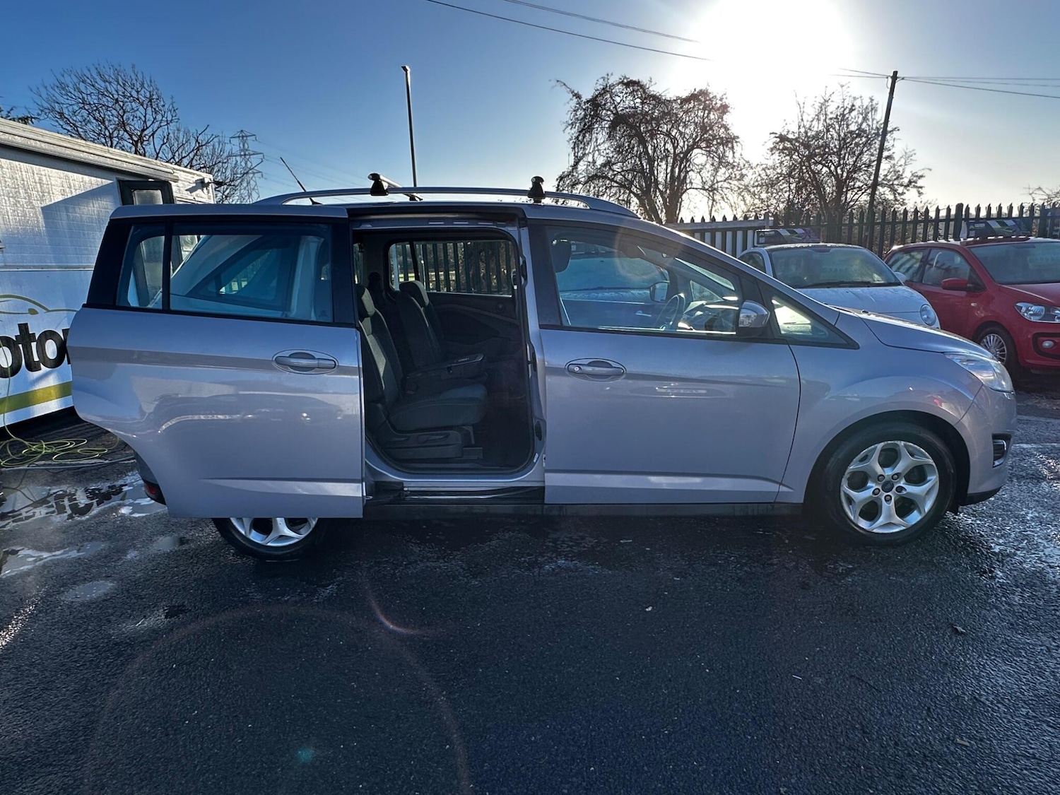 Used Ford Grand C-Max 2011 for sale - 76935928: Photo 9