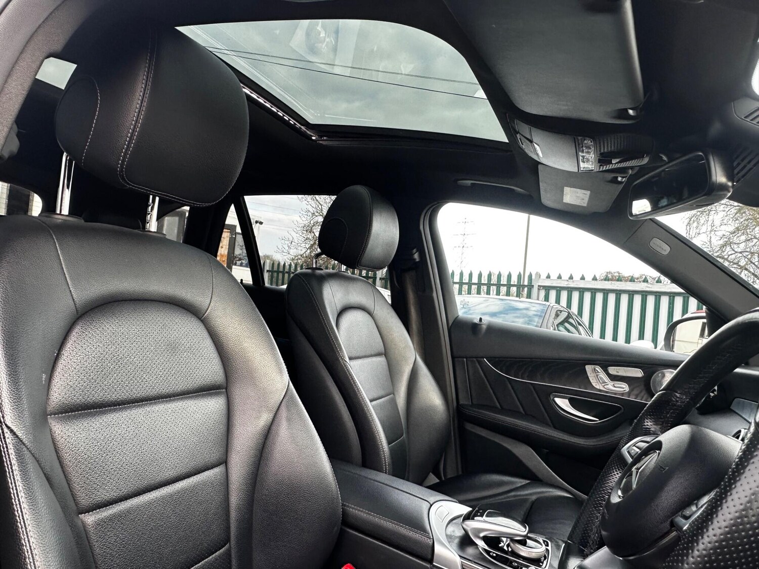 Used Mercedes-Benz GLC 2017 for sale - 77940413: Photo 14