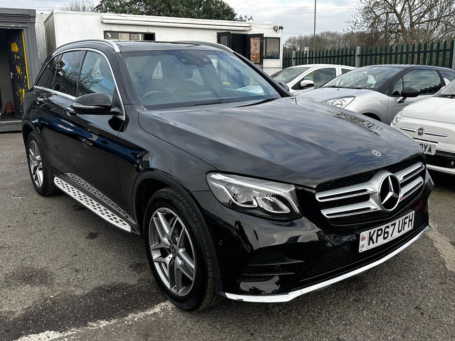 Used Mercedes-Benz GLC 2017 for sale - 77940413: Photo 2