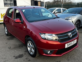 Used Dacia Sandero 2015 for sale - 77799210: Photo