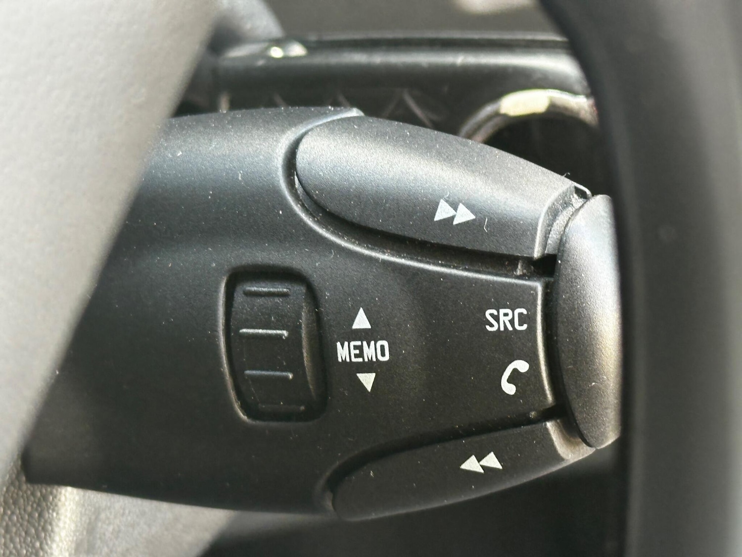 Used DS Automobiles DS 3 2015 for sale - 77657873: Photo 22