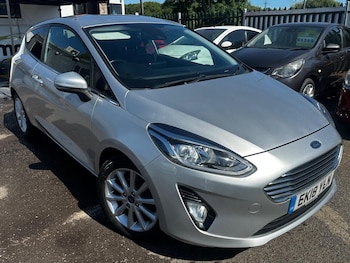 Used Ford Fiesta 2018 for sale - 79336873: Photo