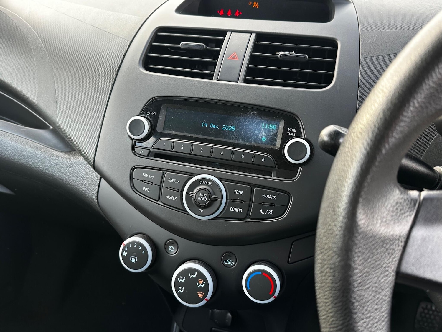 Used Chevrolet Spark 2013 for sale - 76942546: Photo 16