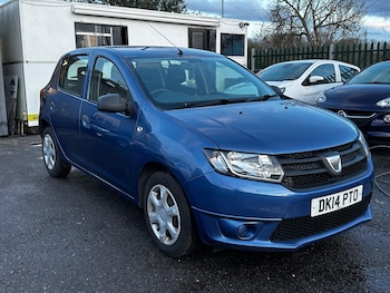 Used Dacia Sandero 2014 for sale - 77455678: Photo