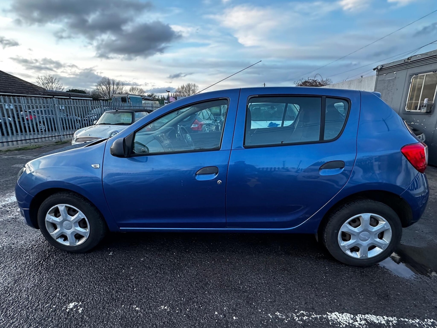 Used Dacia Sandero 2014 for sale - 77455678: Photo 4