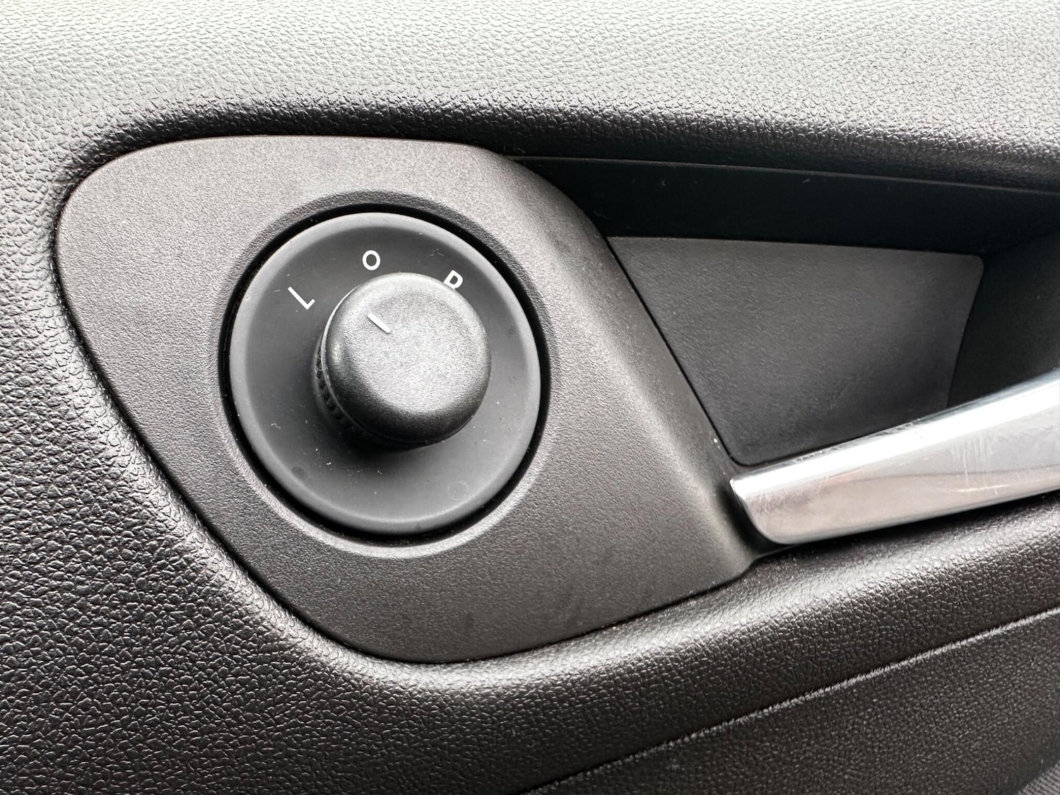 Used Vauxhall ADAM 2013 for sale - 76752520: Photo 15