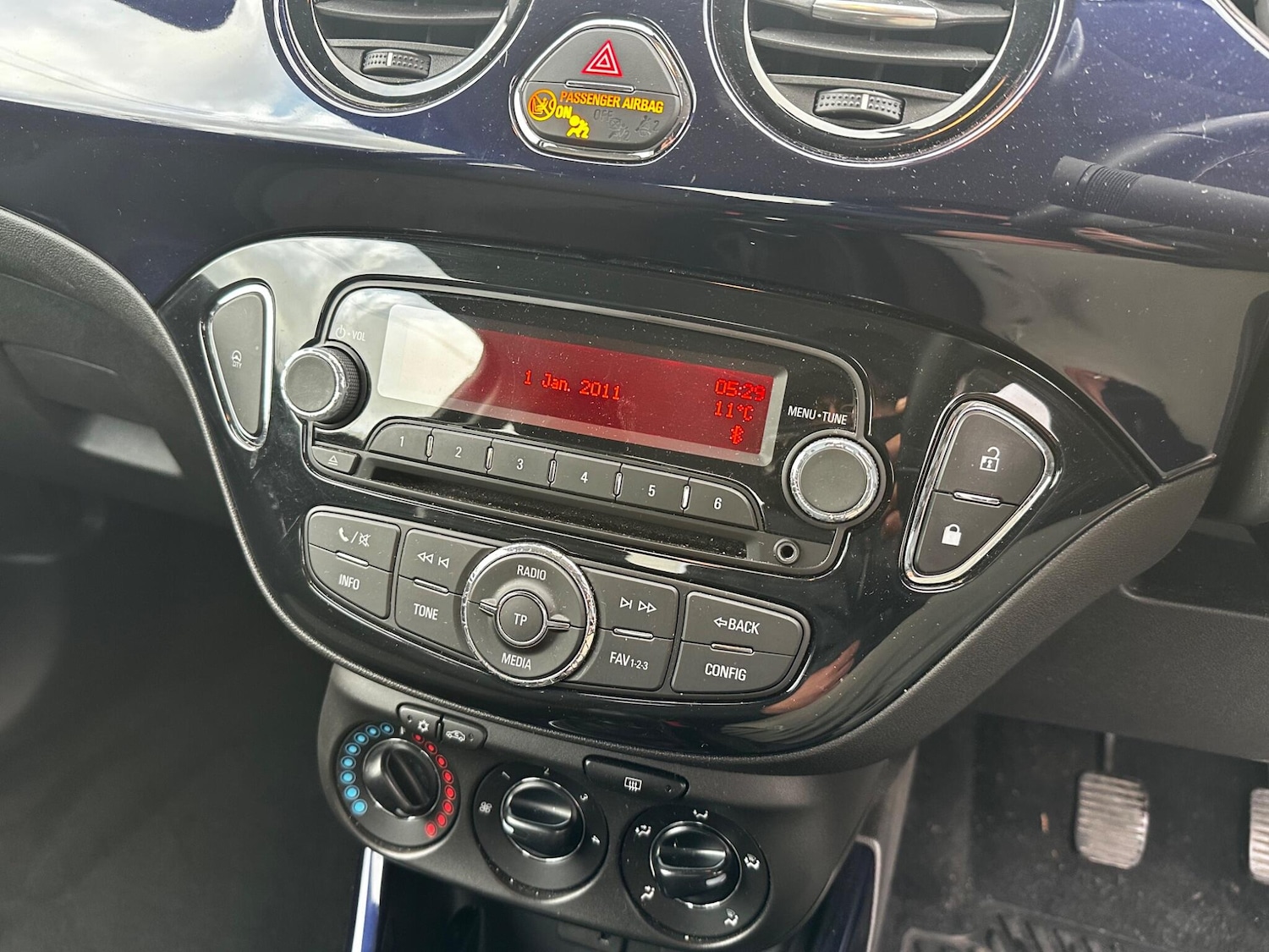 Used Vauxhall ADAM 2013 for sale - 76752520: Photo 22