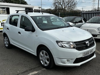 Used Dacia Sandero 2016 for sale - 77825130: Photo