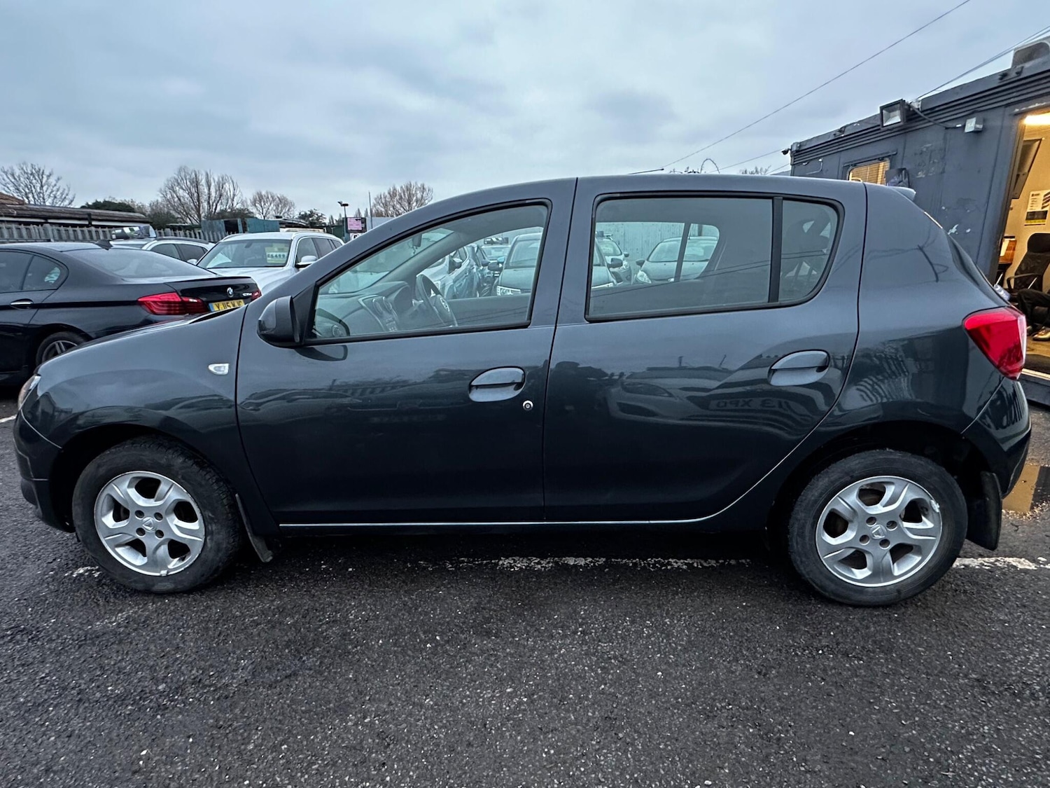 Used Dacia Sandero 2016 for sale - 77049763: Photo 6