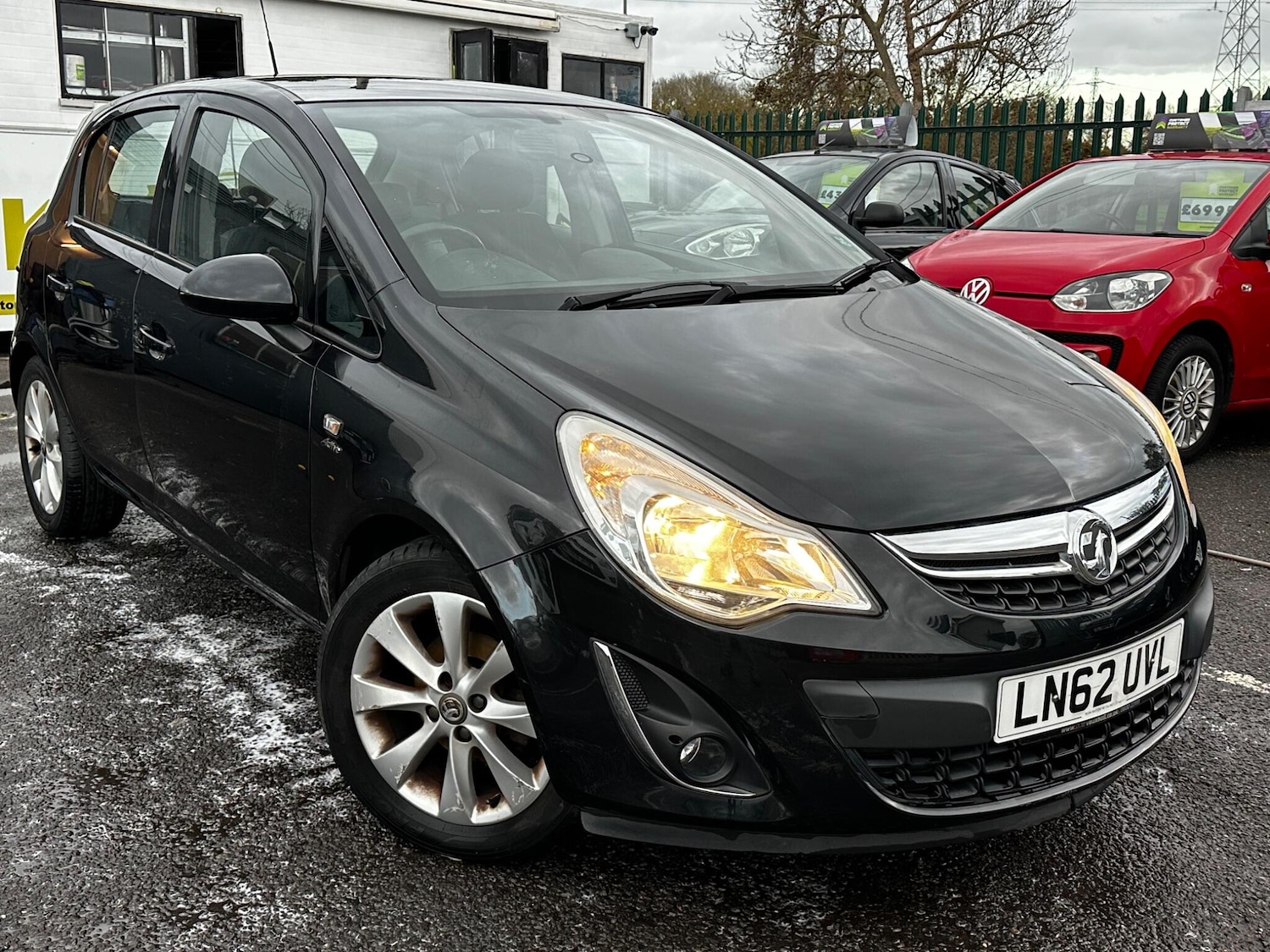 Used Vauxhall Corsa 2012 for sale - 76752635: Photo 1