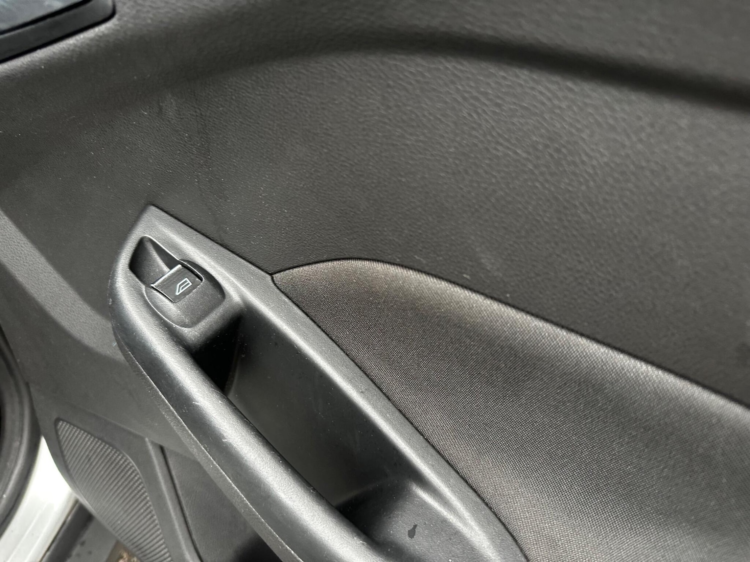 Used Ford Focus 2013 for sale - 76432385: Photo 23