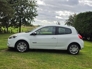 Used Renault Clio 2012 for sale - 79792782: Photo
