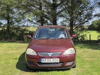 Used Vauxhall Corsa 2005 for sale - 79620560: Photo