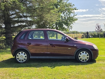 Used Vauxhall Corsa 2005 for sale - 79620560: Photo