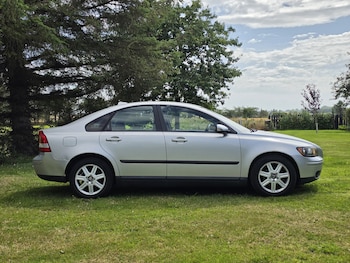 Used Volvo S40 2005 for sale - 79620599: Photo