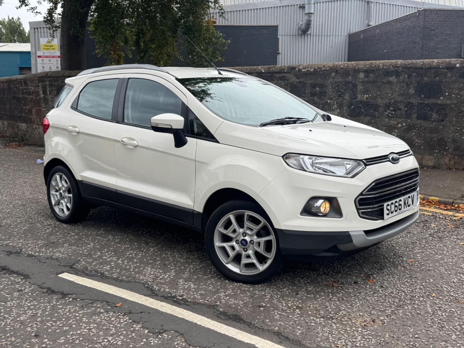 Used Ford Ecosport 2016 for sale - 76152429: Photo 1