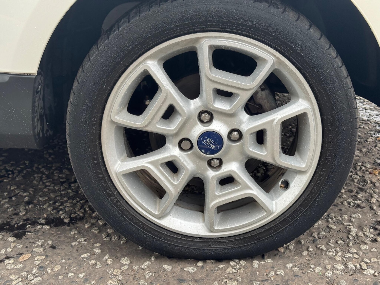 Used Ford Ecosport 2016 for sale - 76152429: Photo 15