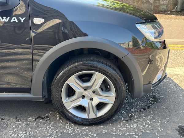 Used Dacia Sandero Stepway 2019 for sale - 75093887: Photo 13