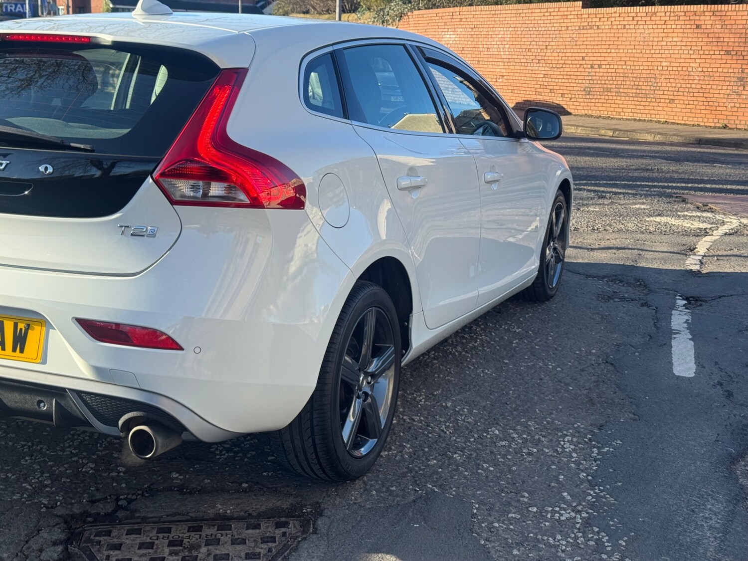 Used Volvo V40 2016 for sale - 77814918: Photo 11
