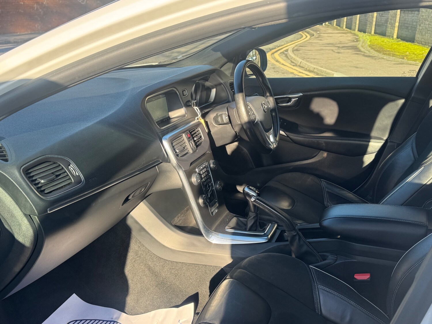 Used Volvo V40 2016 for sale - 77814918: Photo 17