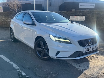 Used Volvo V40 2016 for sale - 77814918: Photo