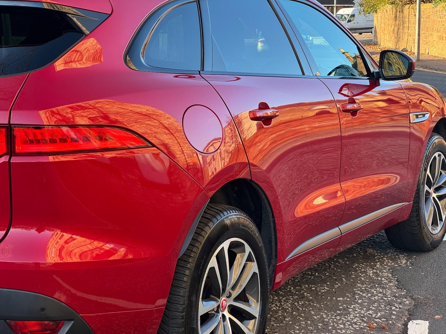Used Jaguar F-Pace 2017 for sale - 76607707: Photo 11