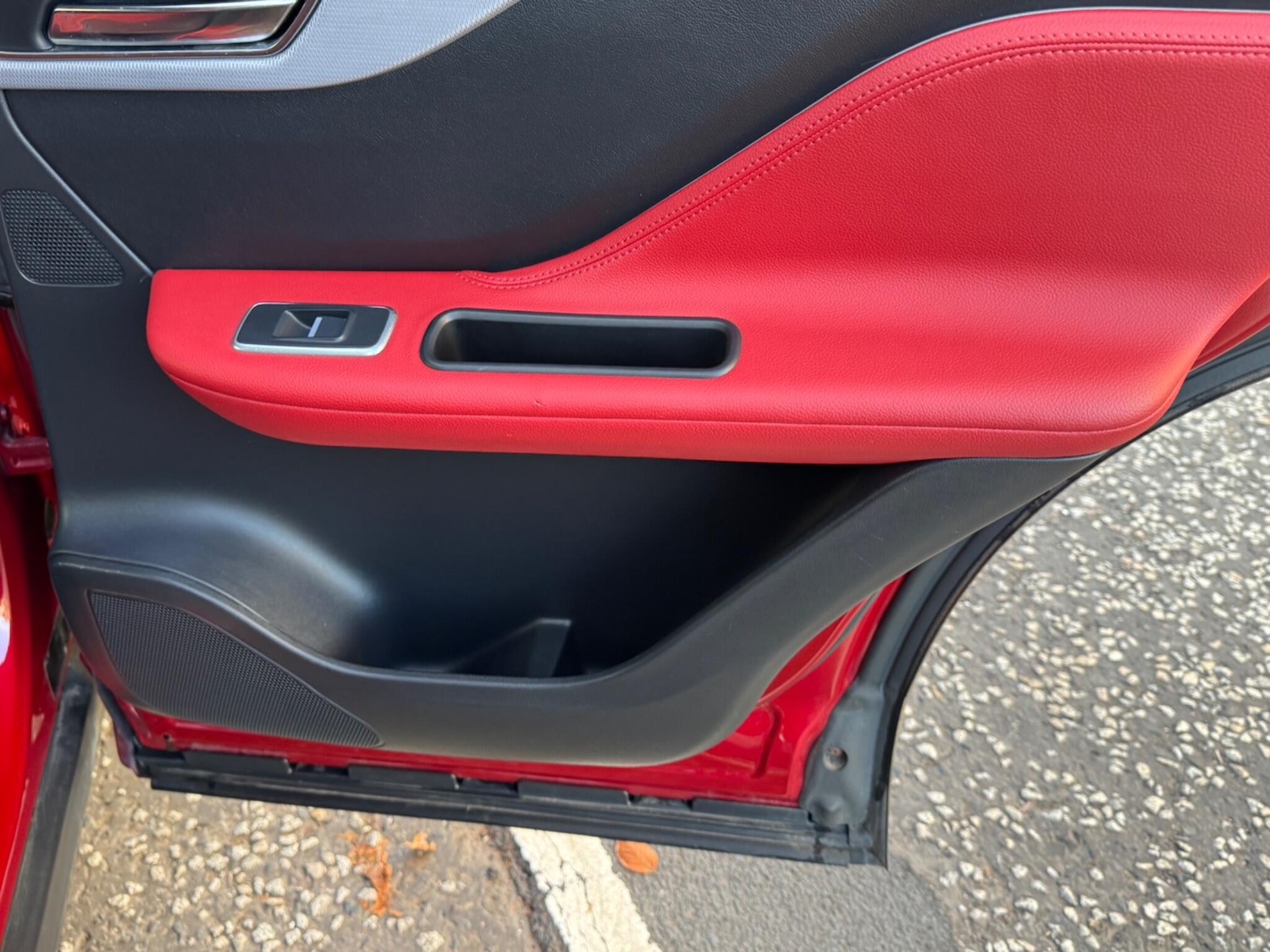 Used Jaguar F-Pace 2017 for sale - 76607707: Photo 21