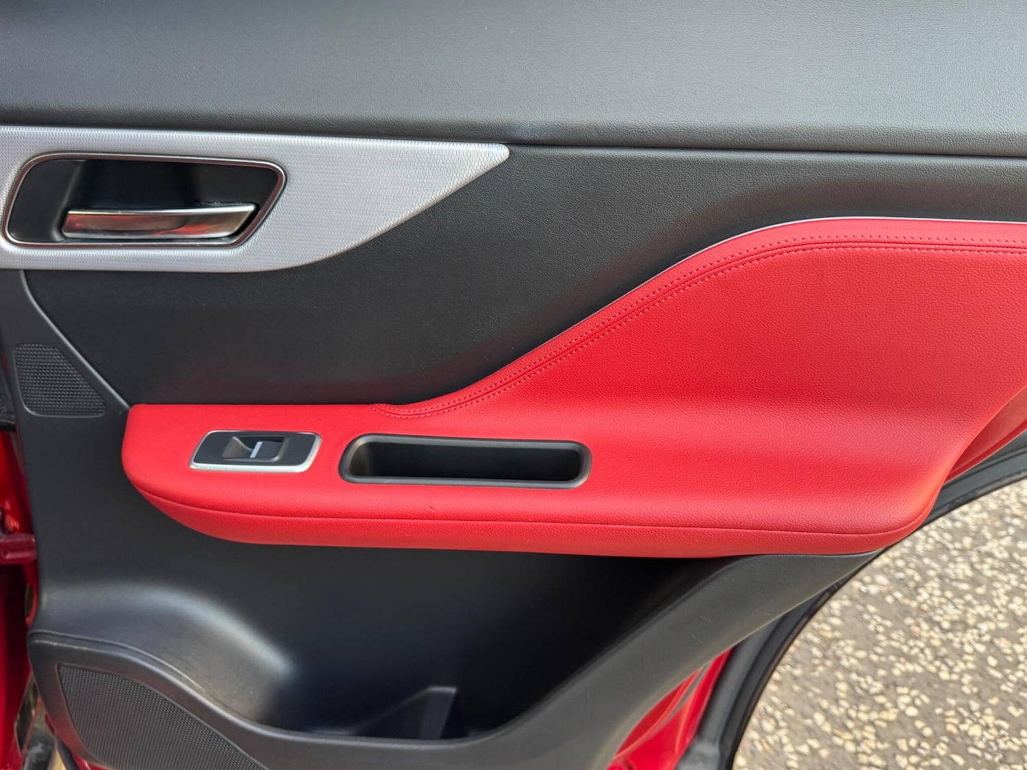 Used Jaguar F-Pace 2017 for sale - 76607707: Photo 22