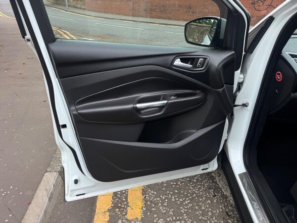 Used Ford Kuga 2014 for sale - 75589749: Photo 16
