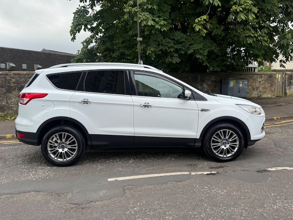 Used Ford Kuga 2014 for sale - 75589749: Photo 2