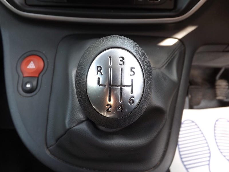 Used Nissan NV250 2021 for sale - 76766428: Photo 16