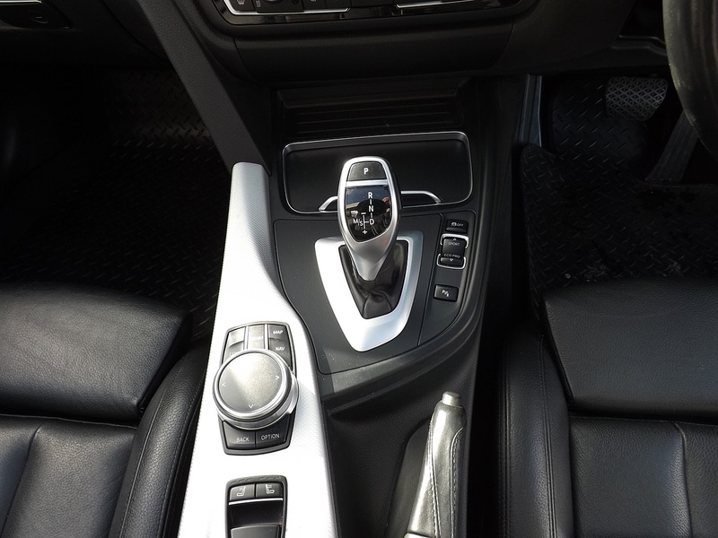 Used BMW 4 Series 2017 for sale - 76766418: Photo 32