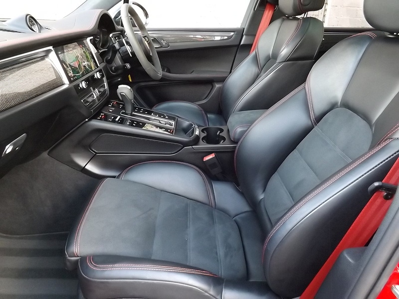 Used Porsche Macan 2024 for sale - 76766416: Photo 39