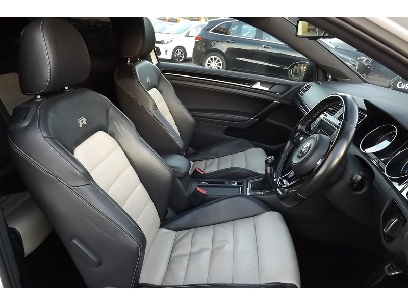 Used Volkswagen Golf 2015 for sale - 76766402: Photo 24