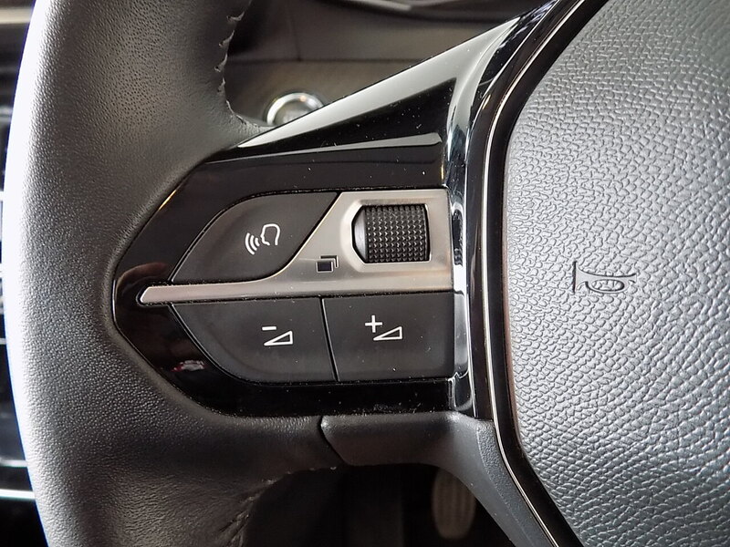 Used Peugeot 208 2021 for sale - 76766448: Photo 12