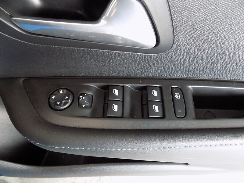 Used Peugeot 208 2021 for sale - 76766448: Photo 21