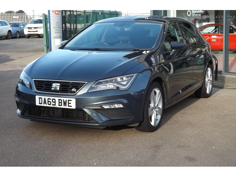 Used SEAT Leon 2020 for sale - 76766456: Photo 1