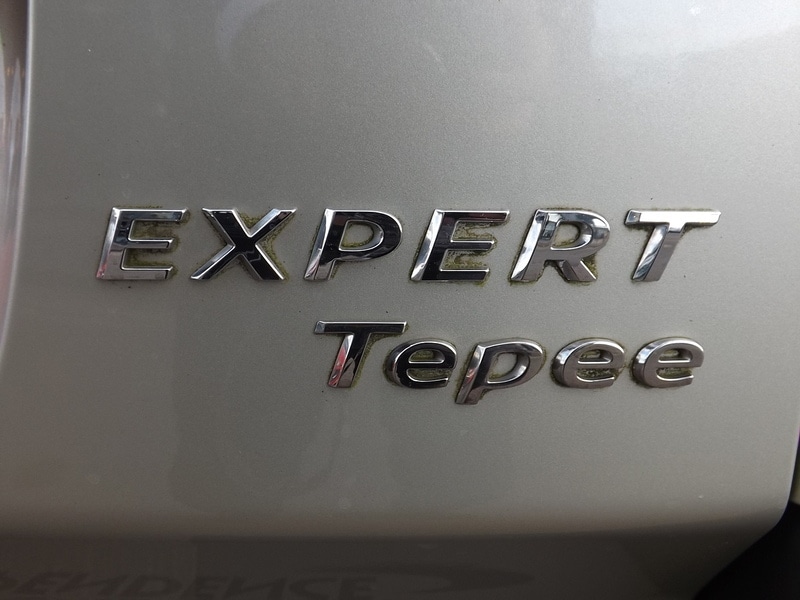 Used Peugeot Expert Tepee 2015 for sale - 76766412: Photo 9