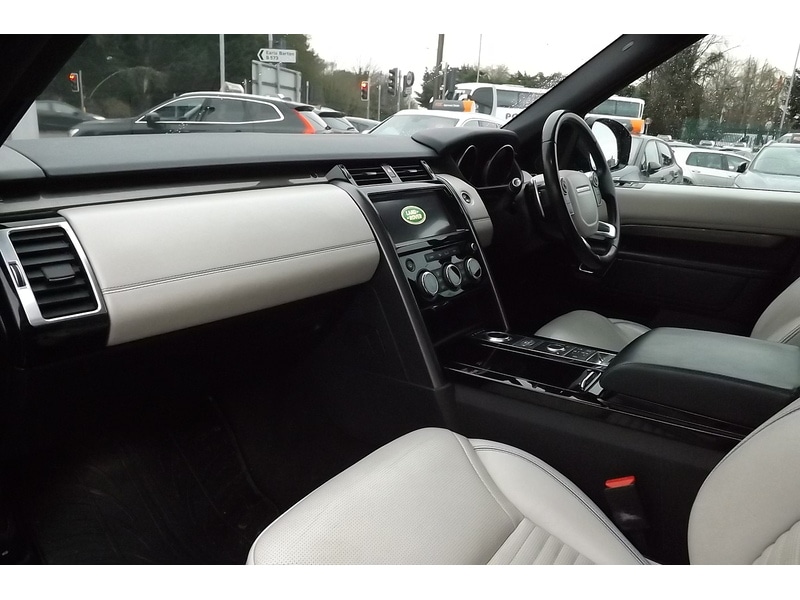 Used Land Rover Discovery 2017 for sale - 76982556: Photo 27