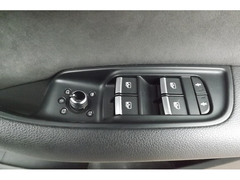 Used Audi Q7 2015 for sale - 76766424: Photo 29