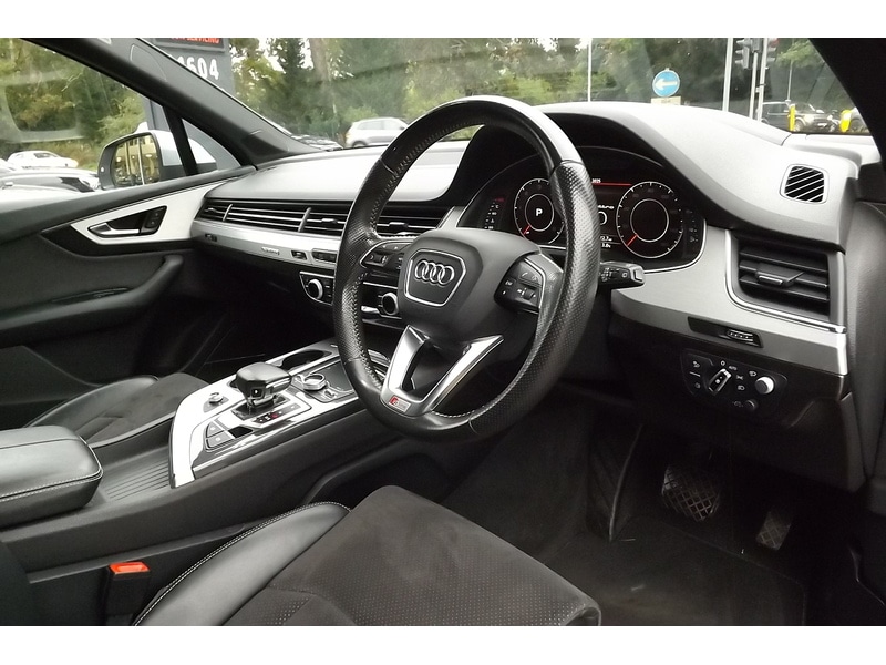 Used Audi Q7 2015 for sale - 76766424: Photo 30
