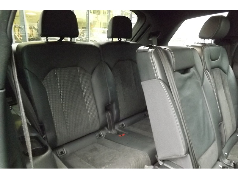 Used Audi Q7 2015 for sale - 76766424: Photo 33