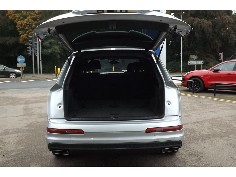 Used Audi Q7 2015 for sale - 76766424: Photo 42